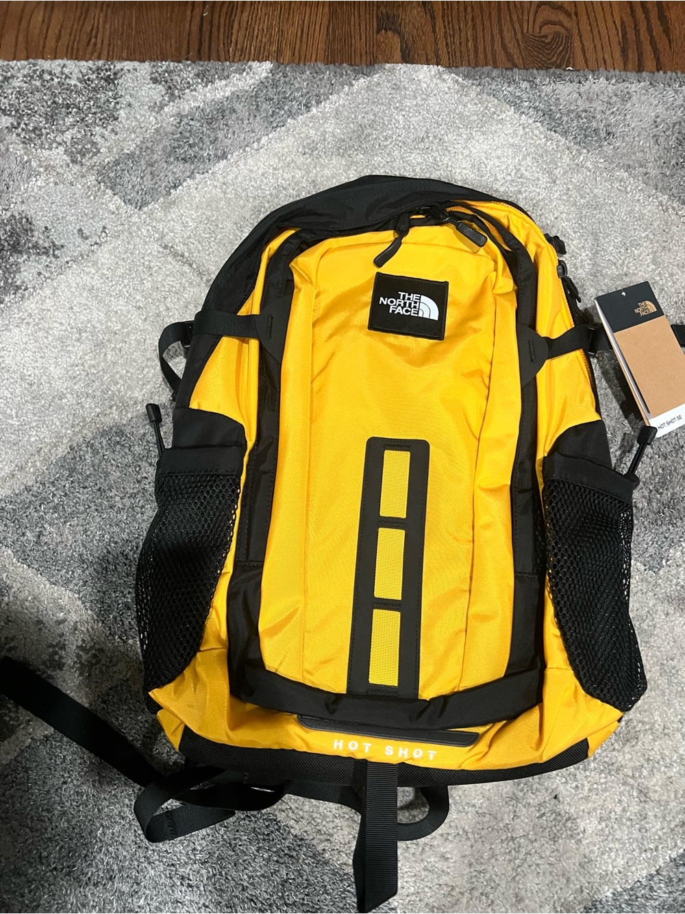 The North Face Hot Shot SE Backpack summit Gold and Black 30L